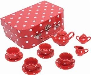 Koszyk piknikowy dla dzieci z Zestawem naczyń z porcelany 11 części